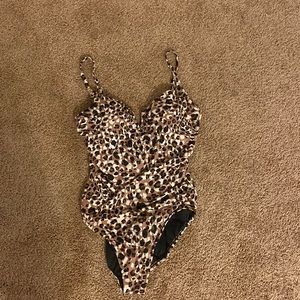 Time and Tru one-piece swimsuit - XL